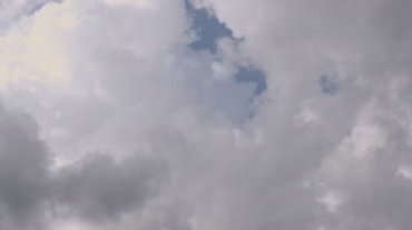 云朵翻腾白云飘移视频素材