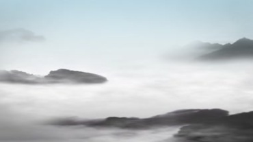 山顶云雾缭绕宛如仙境视频素材