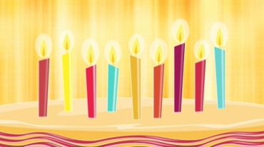 生日蜡烛 燃烧的七彩蜡烛视频素材