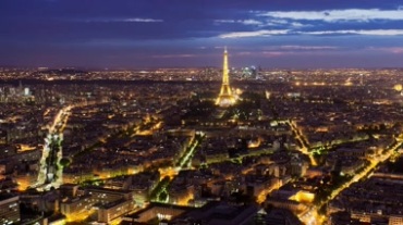 法国巴黎城市埃菲尔铁塔夜景拍摄视频素材