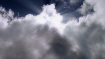 太阳光透过厚厚的云层动态特效视频素材