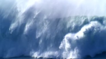 海浪奔腾汹涌巨浪翻滚视频素材