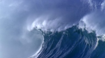 蓝色海洋海水卷起巨浪视频素材