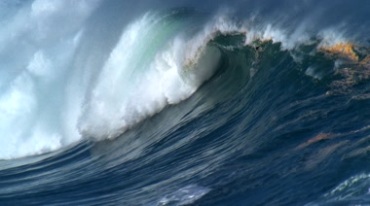 蓝色海水卷起成波浪翻滚视频素材