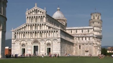 意大利比萨城奇迹广场大教堂宗教建筑视频素材