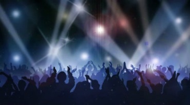 演唱会现场人群欢呼举手高潮灯光闪烁视频素材