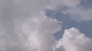 白色云团翻腾云朵云层移动翻滚视频素材