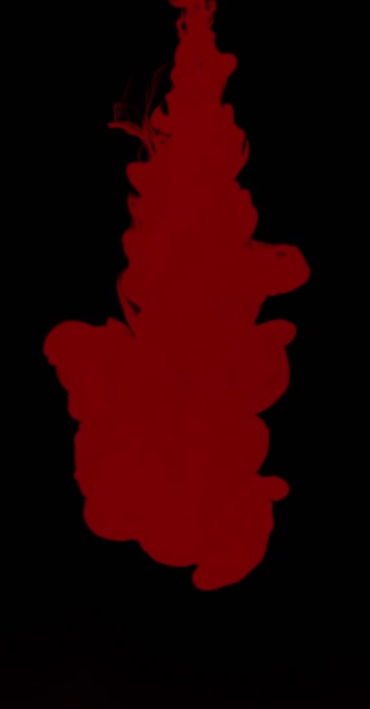 红色油彩染料滴落晕开慢动作镜头视频素材