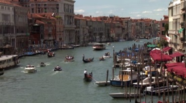 水上城市威尼斯城市内河小船游船视频素材