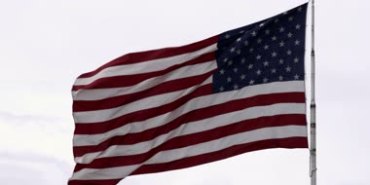 4K美国国旗空中飘扬视频素材