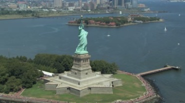 美国自由女神像航拍全景视频素材