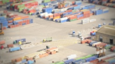 港口码头集装箱货柜装配装载繁忙景象视频素材