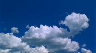 湛蓝天空蓝天白云云团云层变化视频素材