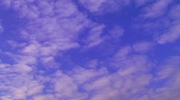 蓝天白云云朵快速飘过视频素材
