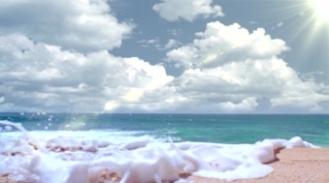 大海白云海浪冲上沙滩视频素材