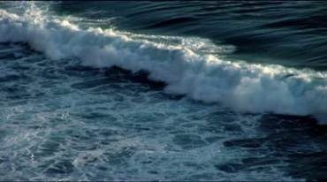 大海一波接一波浪花海浪波浪视频素材