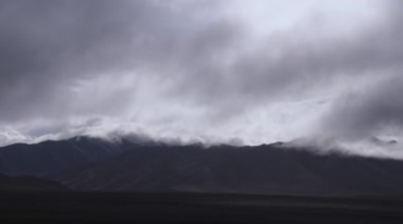 雪域高原雪山山峰云雾笼罩视频素材