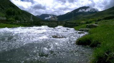 峡谷山谷水流河流视频素材