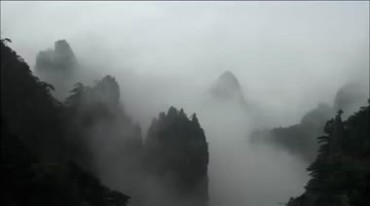 黄山风光山峰云雾缭绕视频素材