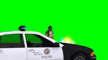 警车着火消防员扑灭火焰绿屏抠像影视特效视频素材