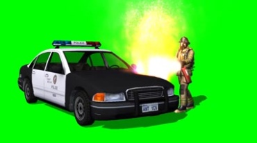 消防员给汽车灭火扑灭火焰绿屏抠像影视特效视频素材