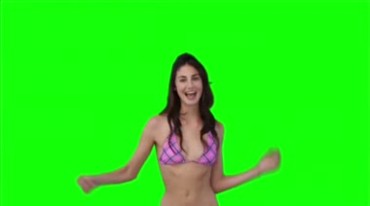 外国泳装性感美女蹦跳舞头发乱甩绿屏抠像特效视频素材