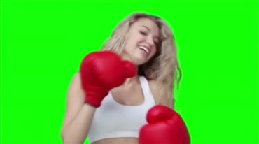 金发美女带拳套打拳绿屏抠像影视特效视频素材