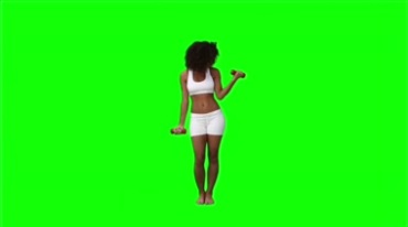 黑人美女拿小哑铃健身绿屏抠像特效视频素材