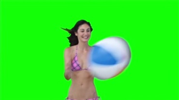 泳装美女玩沙滩球绿布抠像影视特效视频素材