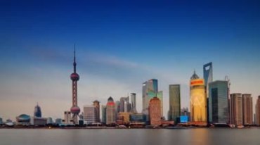 上海陆家嘴东方明珠塔高楼白天到晚上夜色江景延时摄影视频素材