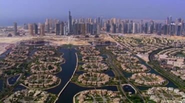 迪拜城市海上别墅群美丽都市风光视频素材