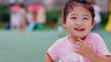 国际幼儿园儿童小孩子纯真笑容笑脸实拍视频素材