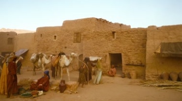 荒漠城镇集市骆驼交易商队实拍视频素材