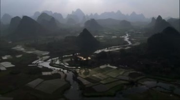 桂林山水山青水秀弯弯河流美丽风光航拍视频素材