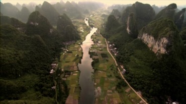 桂林山水山青水秀弯弯河流美丽风光航拍视频素材