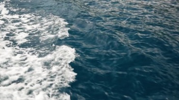 乘船旅游海浪大海轮船海浪视频素材