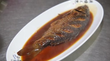 红烧鱼的做法实拍视频素材