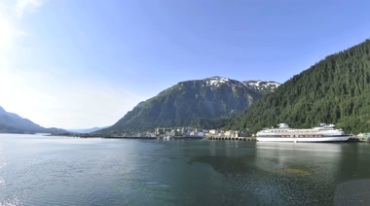 4K轮船驶离港口码头美丽风光视频素材