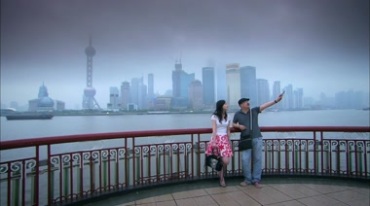 上海外滩黄浦江东方明珠背景视频素材