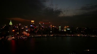 城市高楼江边灯光夜景延时摄影视频素材