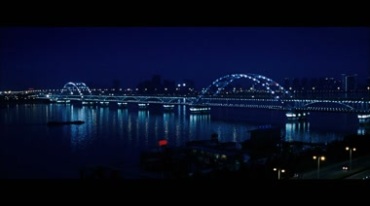 杭州钱塘江复兴大桥蓝色灯光夜景视频素材