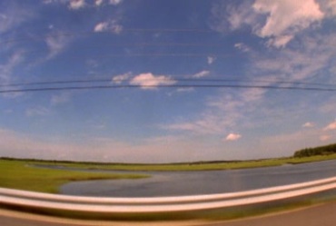 汽车行驶窗外极速闪过的路边参照物实拍视频素材