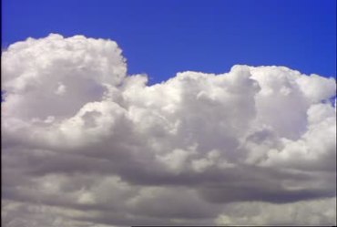 白色云层云团天空变幻移动实拍视频素材