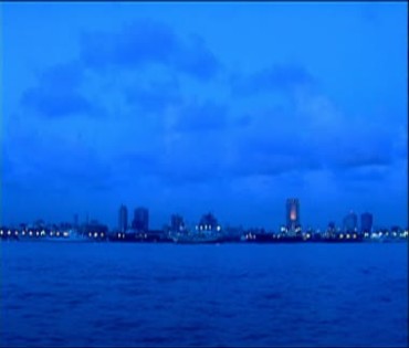 蓝色海滨城市视频素材