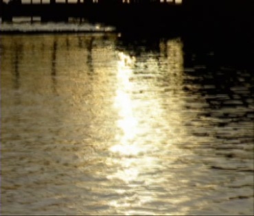 海边度假村水面河面波光粼粼视频素材