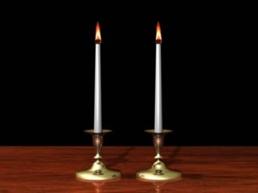 双烛台烛火白蜡烛燃烧火焰黑屏特效视频素材