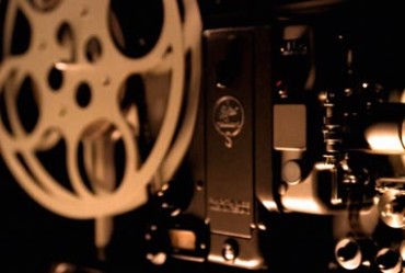 老式电影放映机盘子转动灯光投射视频素材