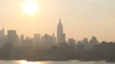 城市雾霾昏黄光线空气污染实拍视频素材