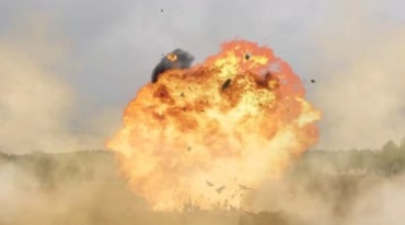 老式战斗飞机丢炸弹轰炸爆炸绿幕特效视频素材