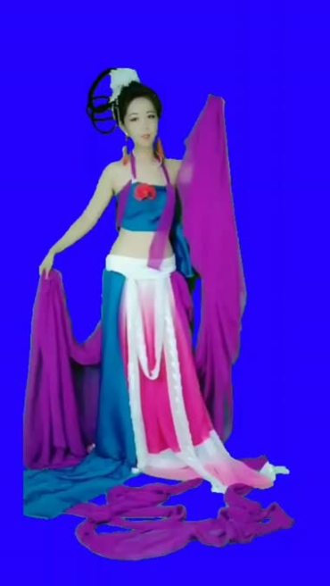 古装长袖舞女跳舞蓝屏抠像后期特效视频素材